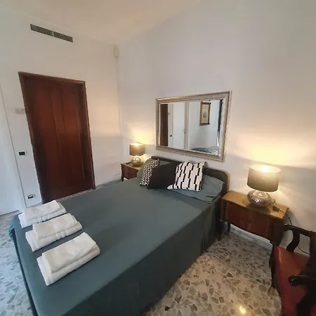 Intero 4 Da Letto 3 Bagni 12 Posti Letto Cado Dalle Nubi