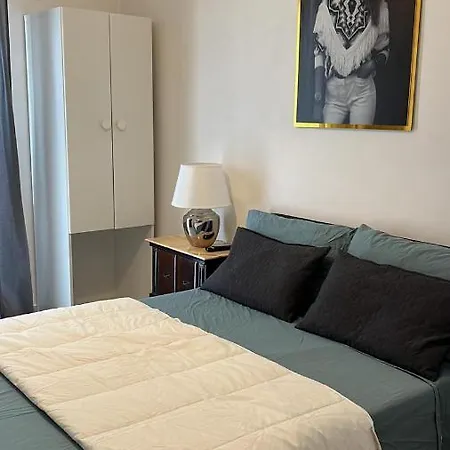 Intero 4 Da Letto 3 Bagni 12 Posti Letto Cado Dalle Nubi Appartement