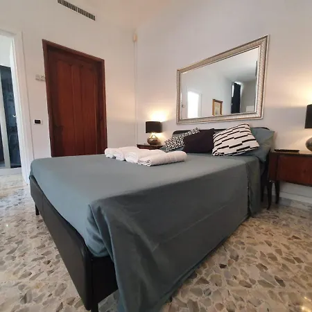 Intero 4 Da Letto 3 Bagni 12 Posti Letto Cado Dalle Nubi Apartman