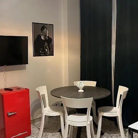 Intero 4 Da Letto 3 Bagni 12 Posti Letto Cado Dalle Nubi Apartment