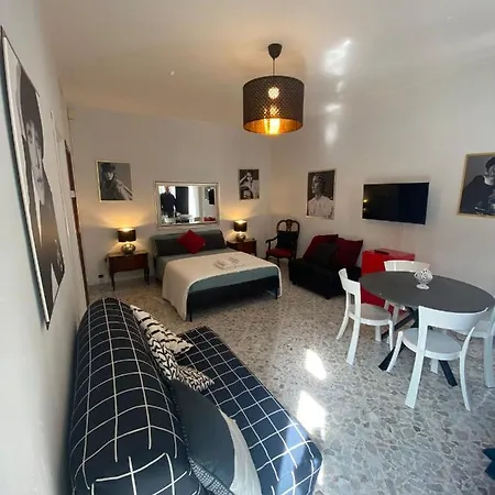 Apartment Intero 4 Da Letto 3 Bagni 12 Posti Letto Cado Dalle Nubi
