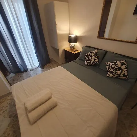Intero 4 Da Letto 3 Bagni 12 Posti Letto Cado Dalle Nubi Bari